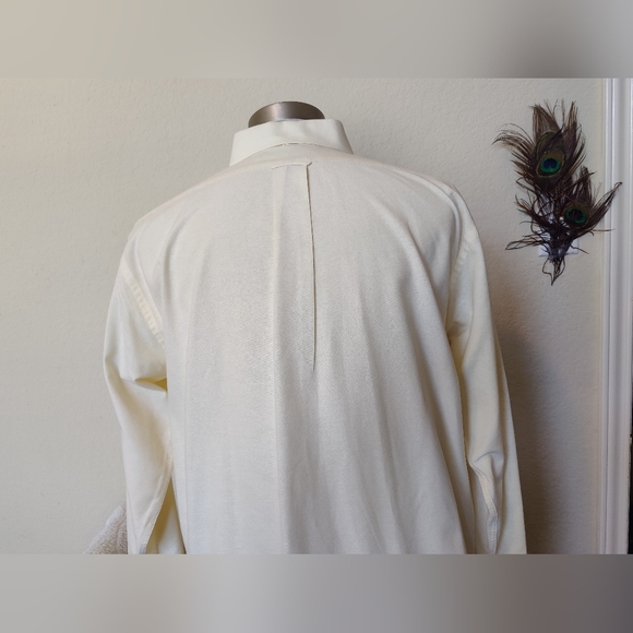 Claybrooke collared button down cream shirt 👕 🤍 (17  X 36/37) 🤍 - Picture 4 of 16